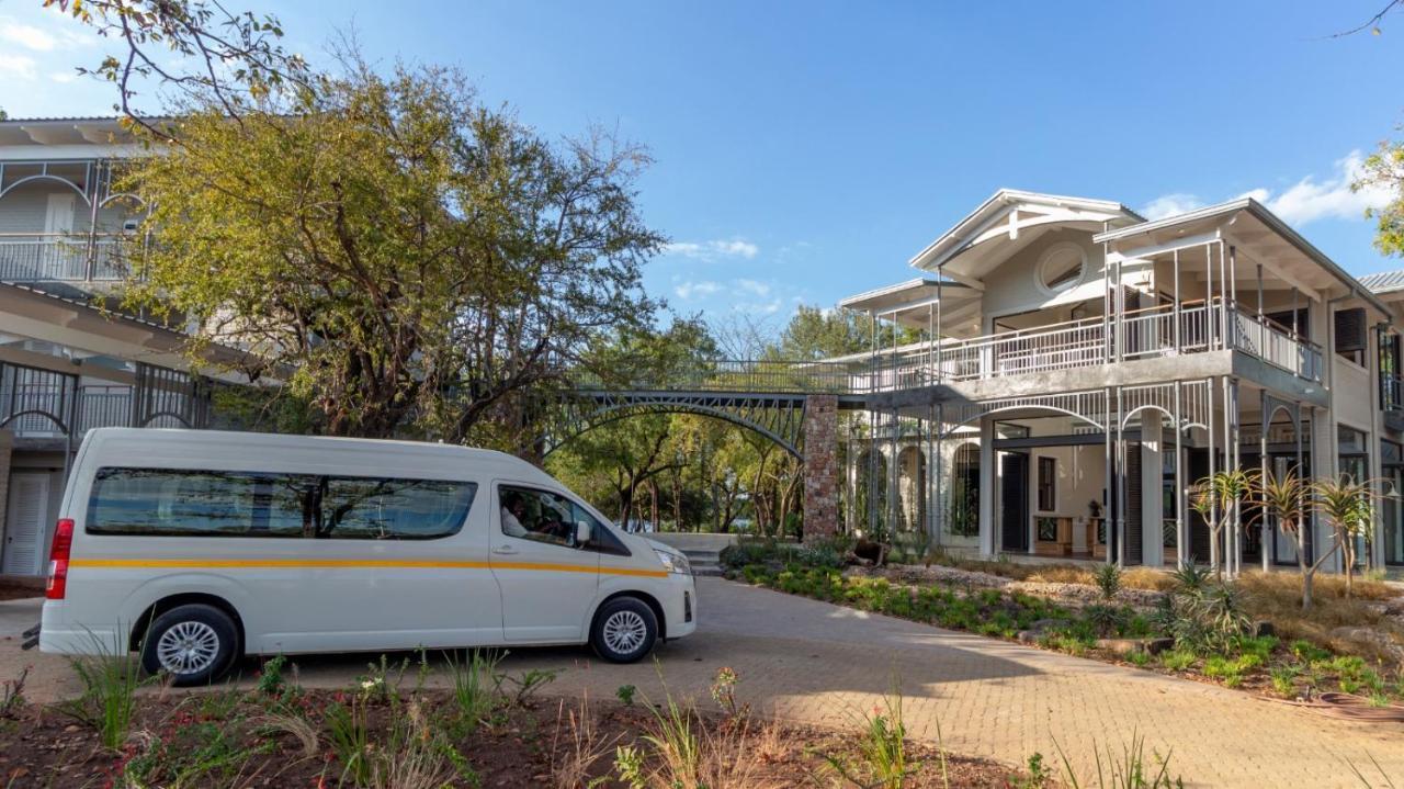 Palm River Hotel Victoria Falls Eksteriør bilde